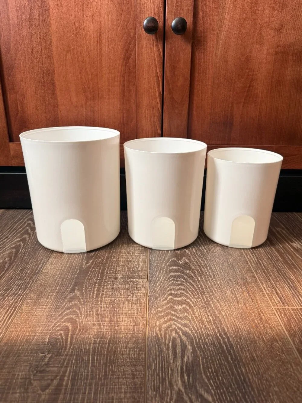 Tupperware One Touch Reminder Canisters – Set of 3